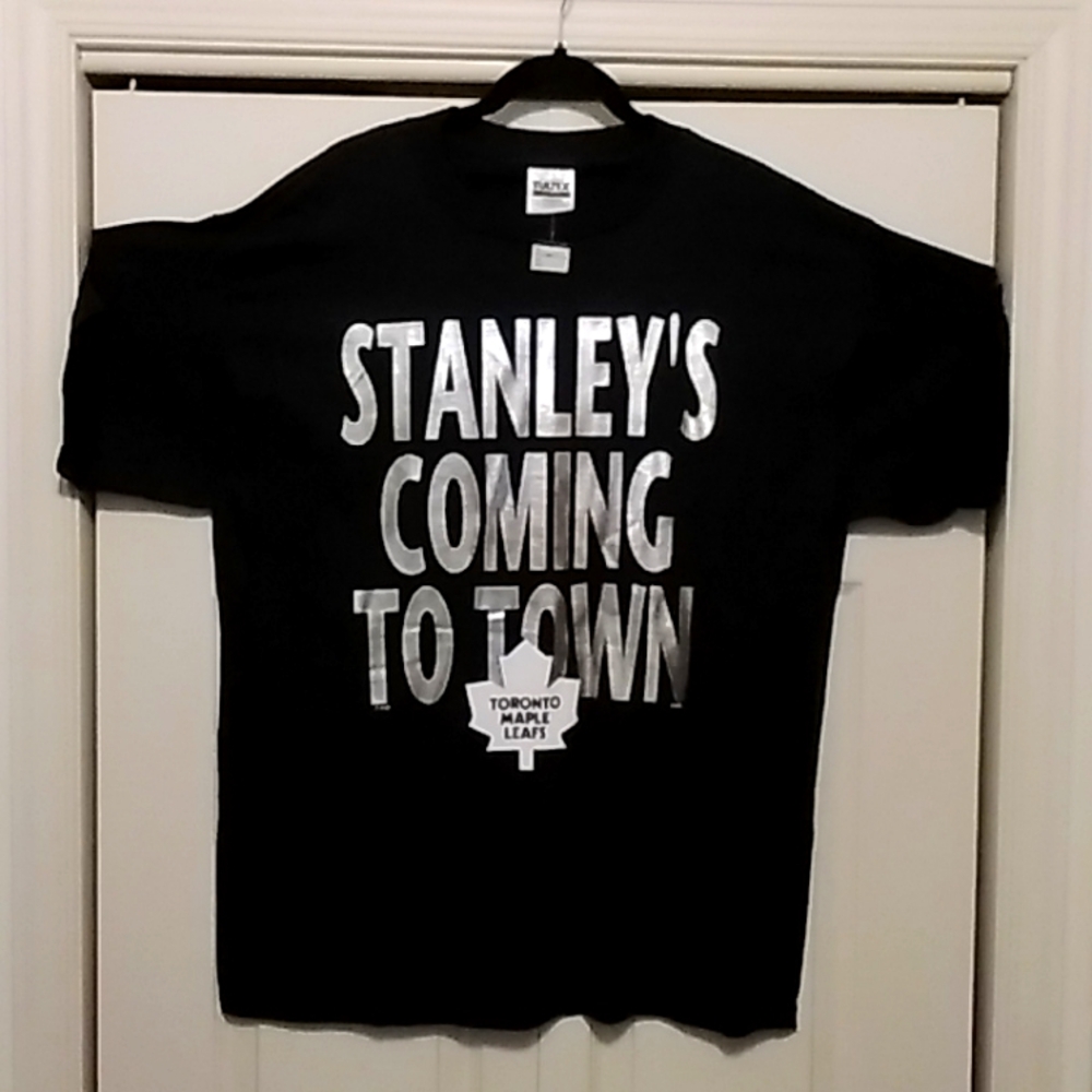 Toronto Maple Leafs t shirt